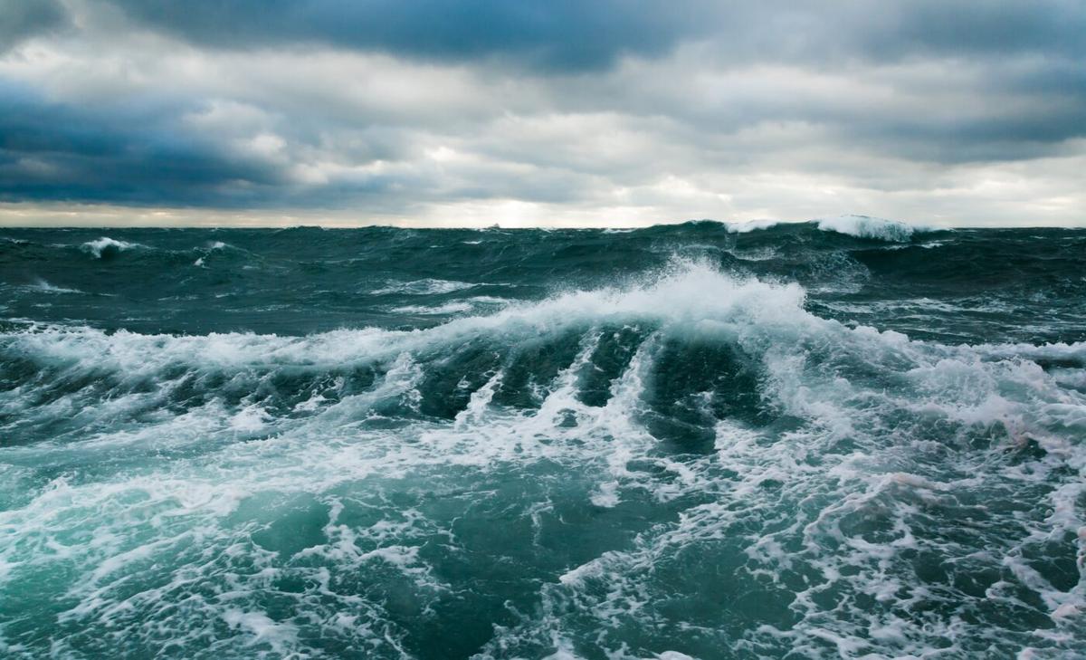Deep ocean turbulence impacts carbon storage