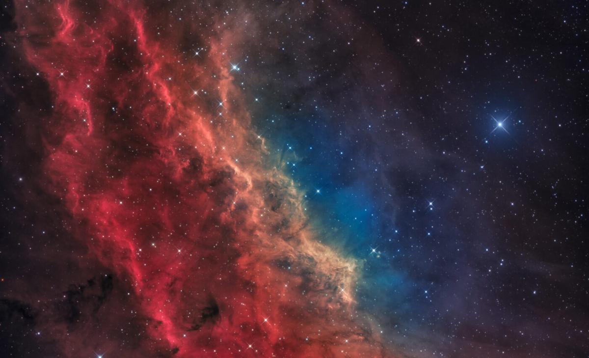 Building blocks of life found in the Perseus Cloud