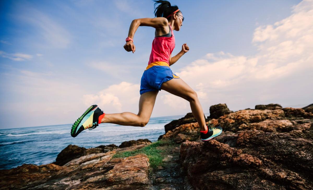 Flexible foot arch makes humans better runners