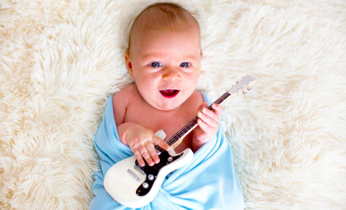 Babies prefer listening to live music than to a recording of the same performance