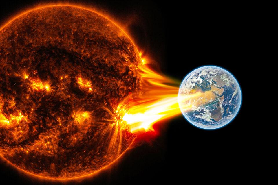 "Cannibal" CME from the sun is headed our way, watch for auroras tonight
