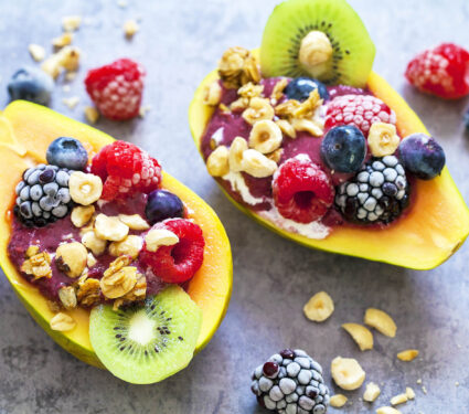 Papaya,Filled,With,Mixed,Berries,Smoothie