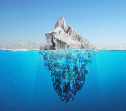 2023/10/plastic_iceberg_arctic-ocean_1medium.jpg