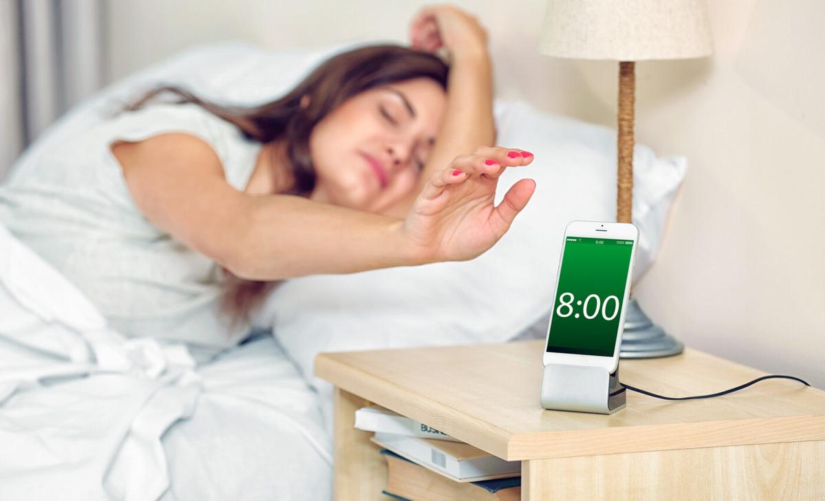Hitting the snooze button does not disrupt your sleep or hurt your brain