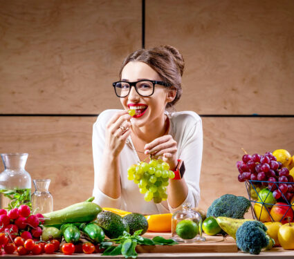 2023/10/eating-fruits-vegetables_woman_1medium.jpg