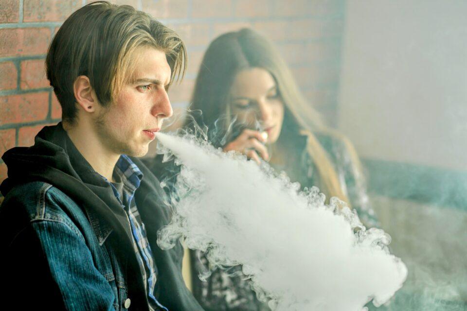 Vaping epidemic: Nearly half of students who try e-cigs get hooked