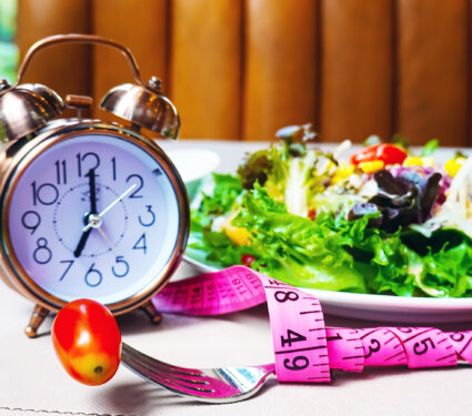 Selective,Focus,With,Red,Tomato,As,Alarm,Clock,With,If