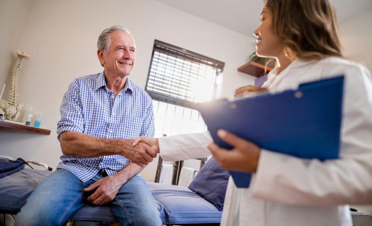 Men have a higher pain threshold when females are treating them