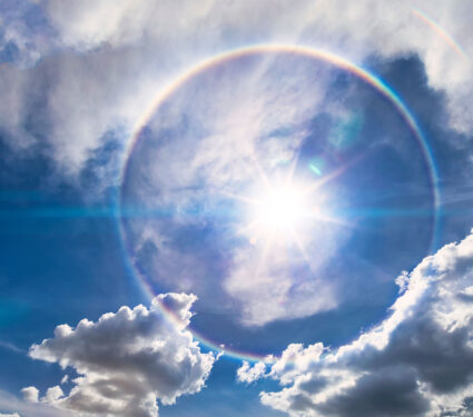 2023/11/sunlight_reflection_halo_1medium.jpg