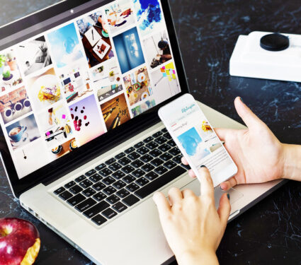 Laptop,Mobile,Leisure,Browsing,Concept