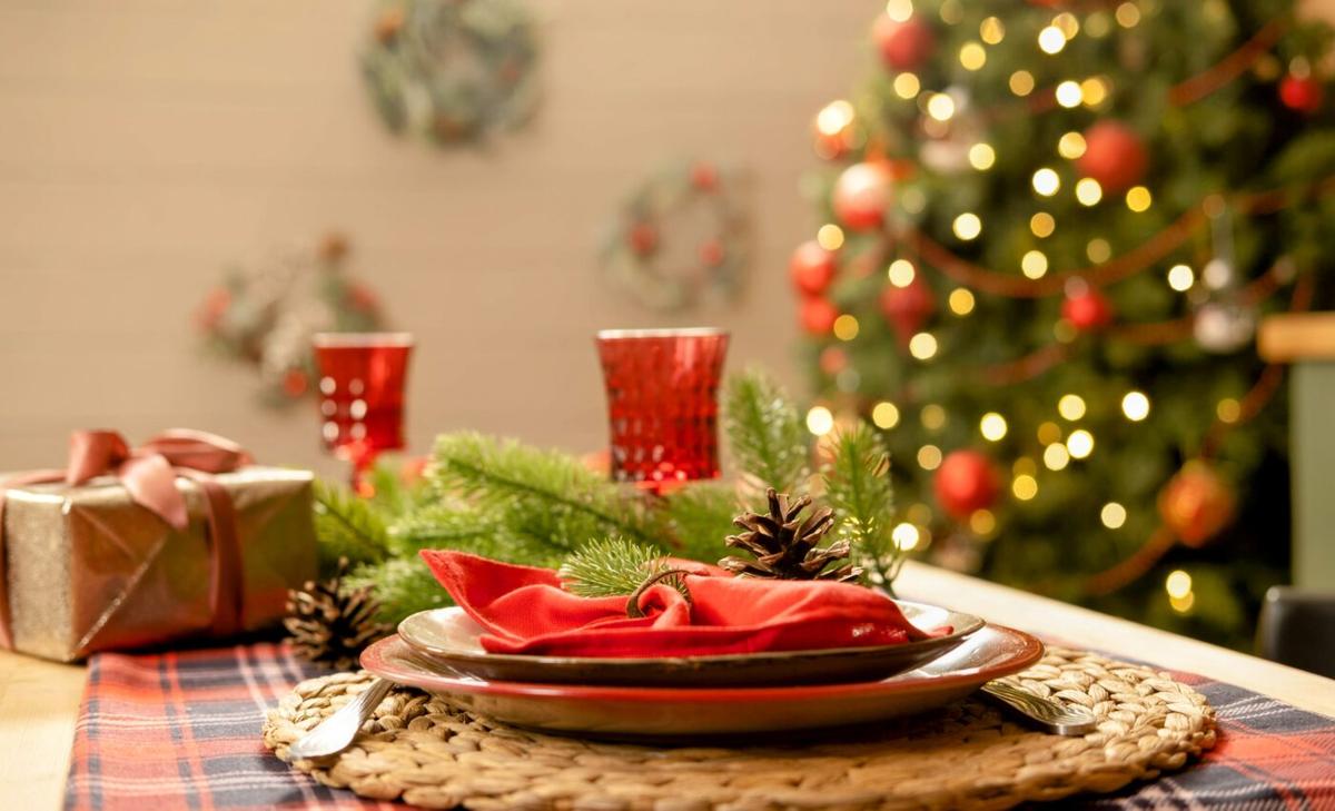 Americans struggle to maintain a healthy routine during the holidays