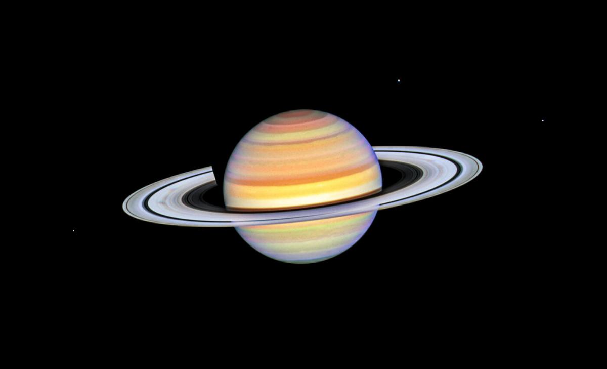 Mysterious shadows spotted on Saturn's rings by Hubble