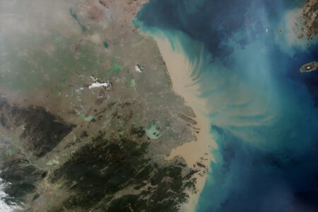 Yangtze-River.jpg