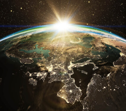 Highly,Detailed,Epic,Sunrise,Over,World,Skyline.,Planet,Earth,Europe