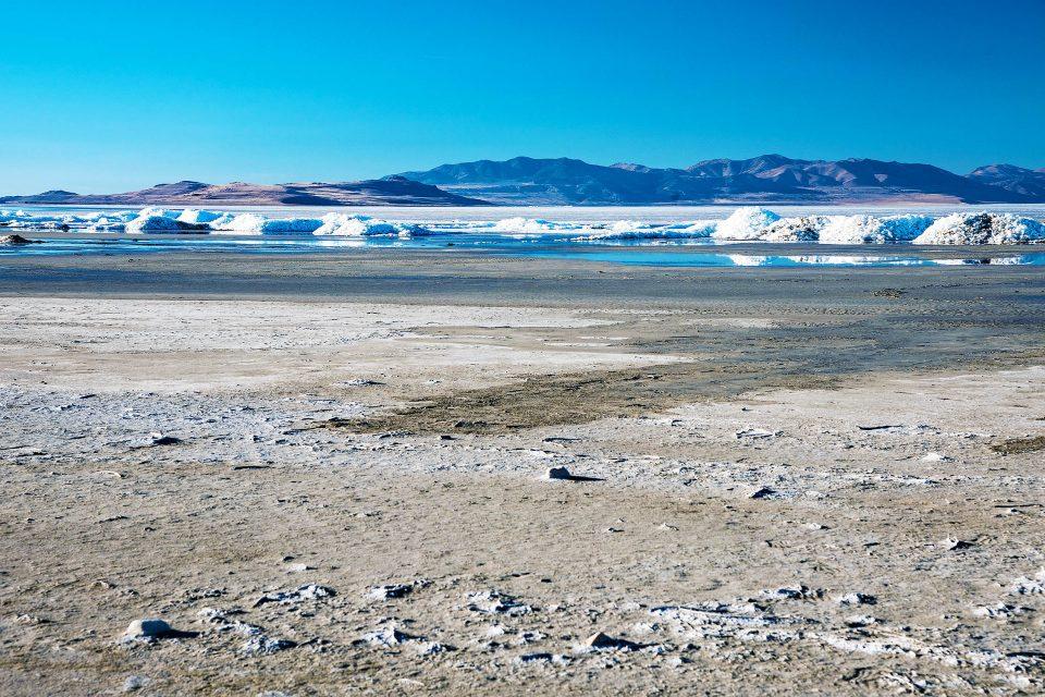Great Salt Lake is drying up and causing major dust pollution