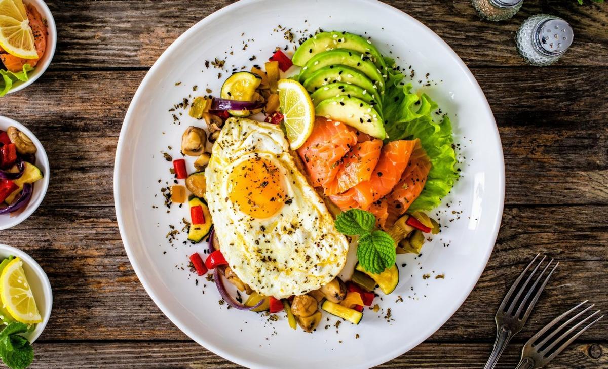 Keto diet promotes fat loss, but potentially wrecks your health
