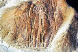 2024/09/nazca-lines_spaceman_1m.jpg