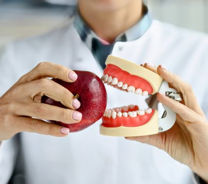 2024/12/Teeth-age.jpg