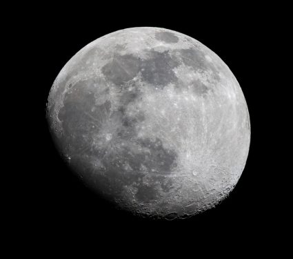 2025/01/Moon-lighting.jpg
