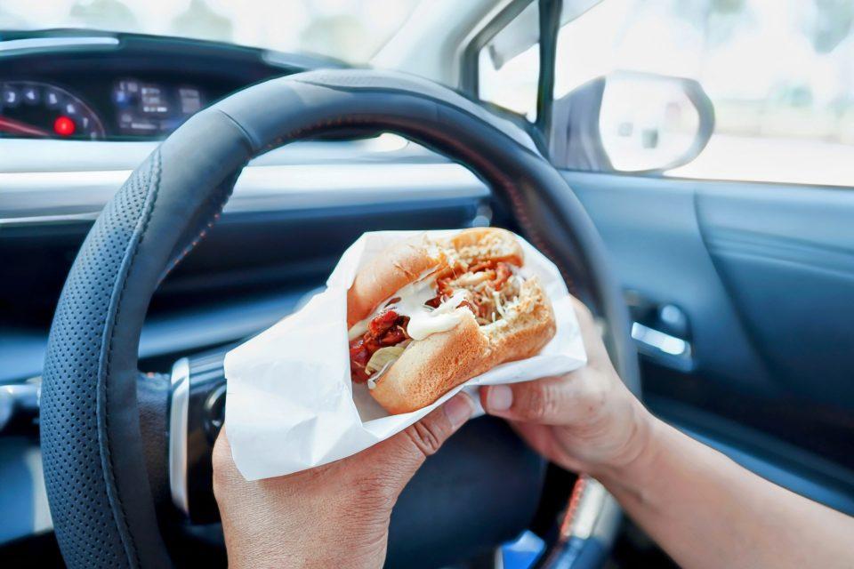 Driving in traffic is linked to health issues and bad eating habits