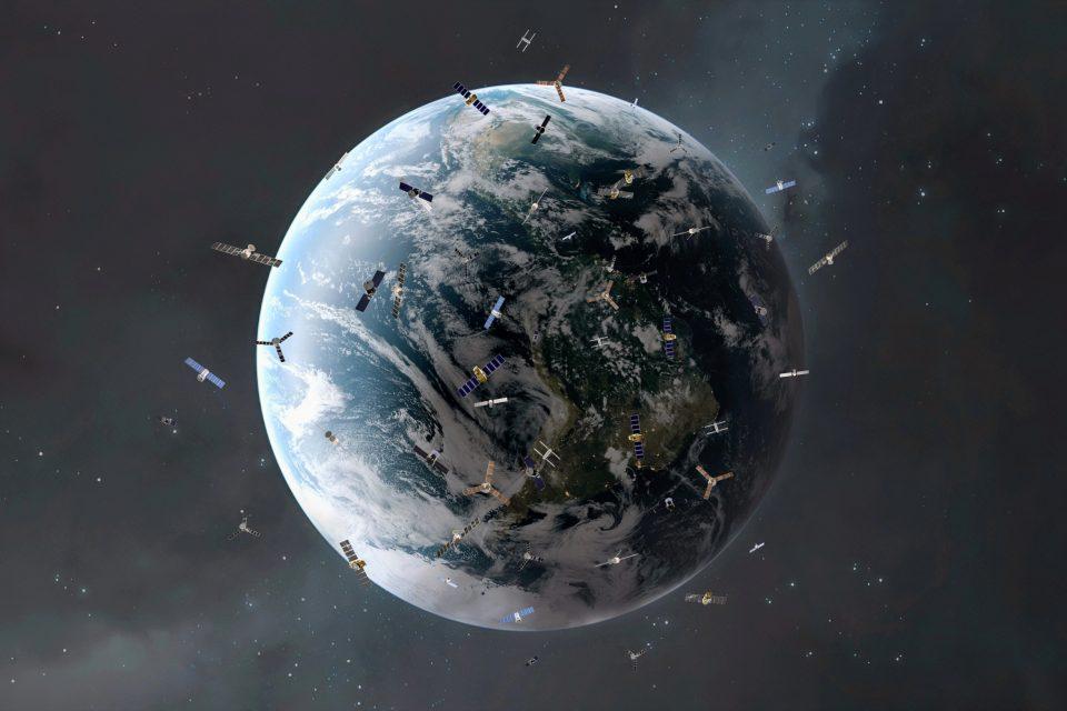 Moon mining and space debris: Will we repeat Earth's mistakes?
