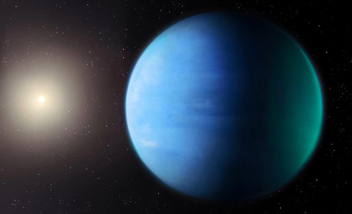 Runaway star may be dragging a planet along with it