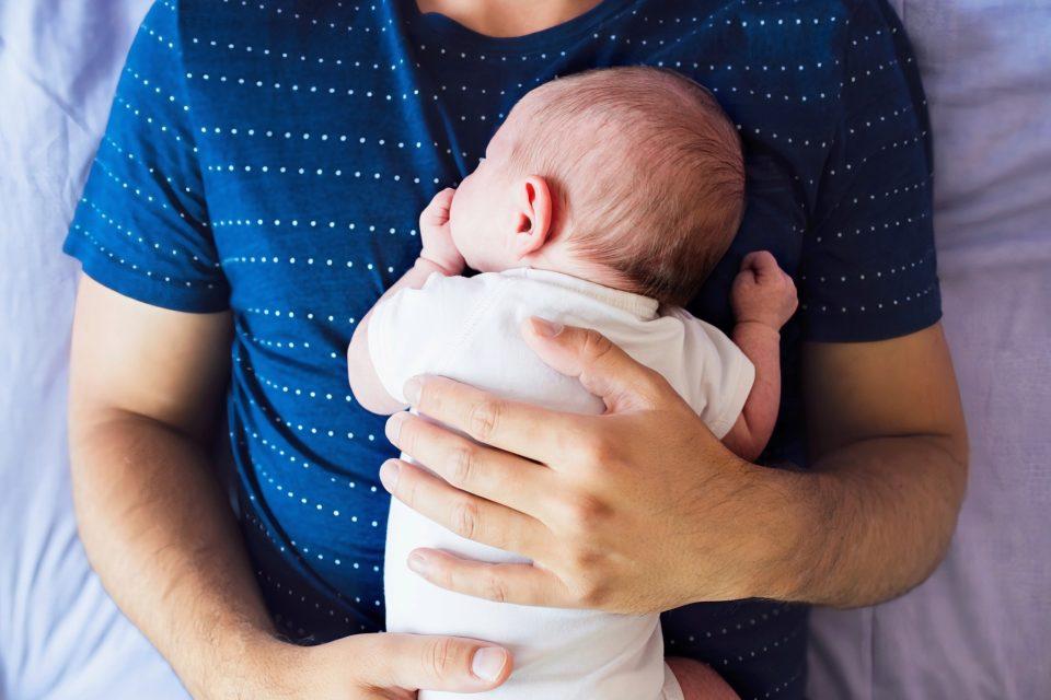 How paternity leave changes parenting dynamics