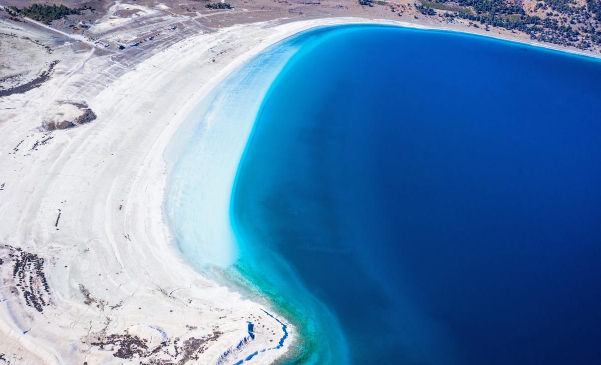 How soda lakes may have sparked life on Earth