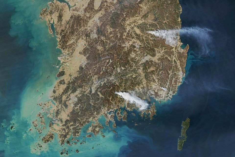 Smoke and destruction: South Korea’s wildfire crisis