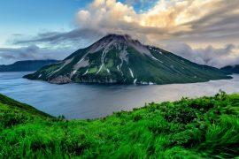 2025/05/Pacific-volcano.jpg