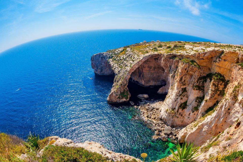How a wandering jet stream is draining marine life in the Mediterranean Sea