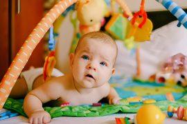 2025/06/Baby-learn.jpg