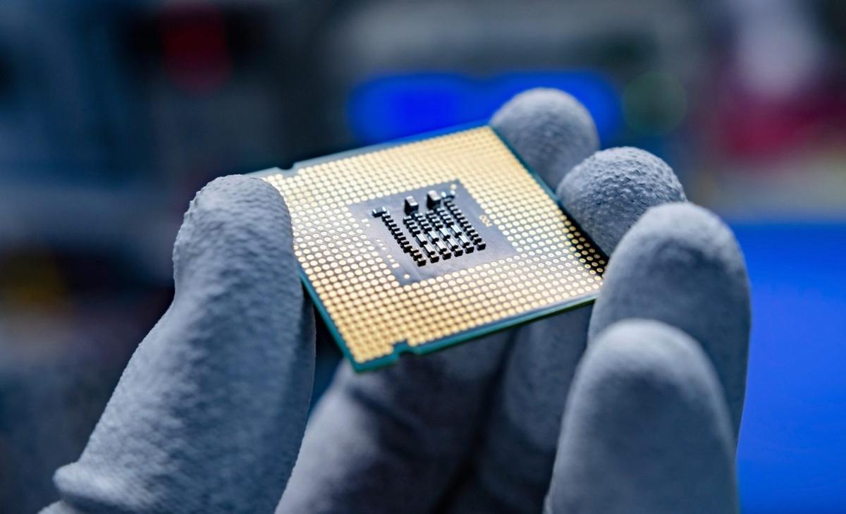Turning trash into treasure: Scientists are safely extracting gold from e-waste