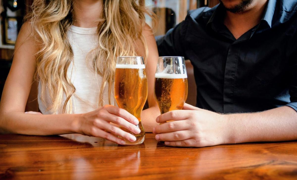 Drunk decisions: Alcohol affects men and women differently
