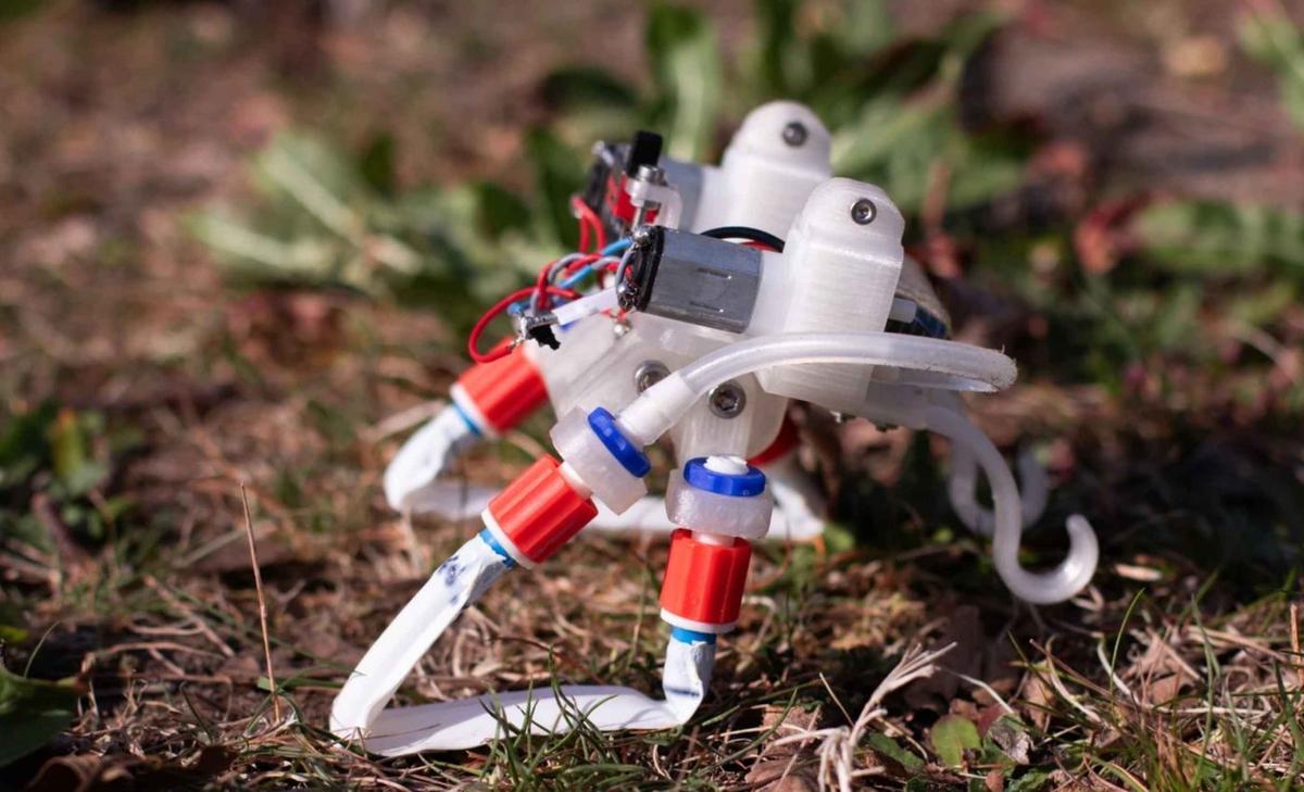 Brainless robot created that runs and swims is powered solely by air