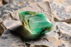 2025/07/Colorful-stone-tool.jpg