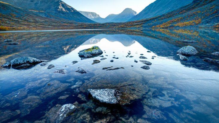 2025/07/Arctic-lakes-methane.jpg