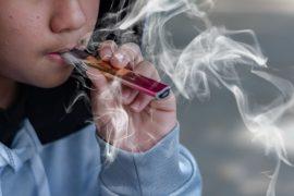 2025/07/teen-vaping-.jpg