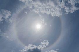 2025/08/light-quartz-.jpg