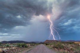 2025/08/Lightning-miles.jpg