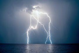 2025/08/Lightning-1.jpg