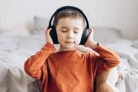 2025/08/kids-music-emotion.jpg