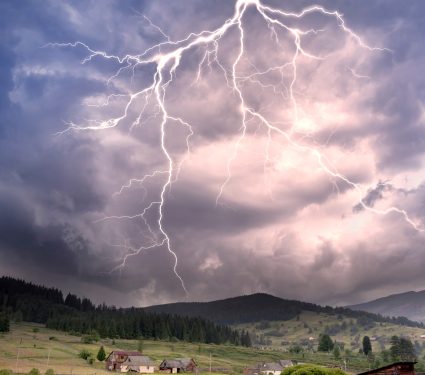 2025/09/Lightning-atmosphere.jpg