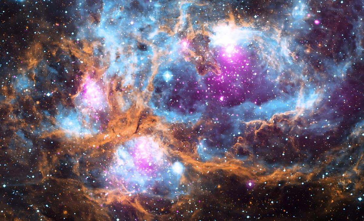 Young star's planet nursery bubbles with carbon dioxide, challenging planet formation models