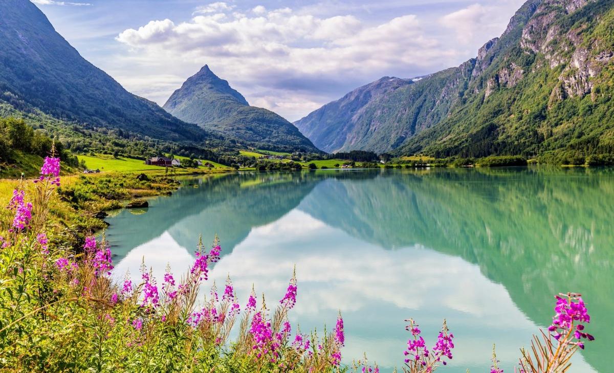 Northern lakes face the greatest risk from warmer winters