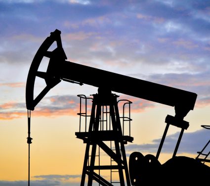 2025/09/oil-wells-carbon-capture.jpg