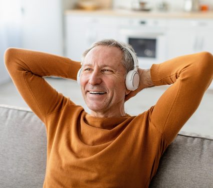 2025/09/Music-age.jpg