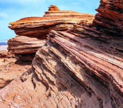 2025/09/weathered-rocks3.jpg