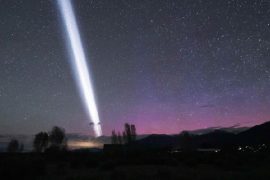 2025/09/strange-white-light-us-sky.jpg