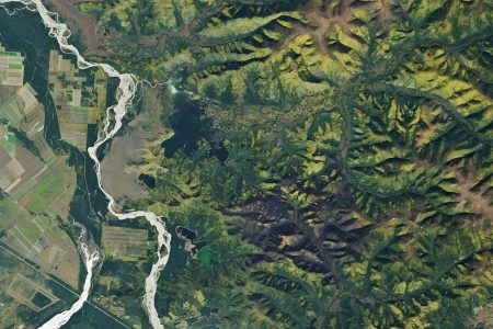 2025/09/Autumn-Alaska.jpg